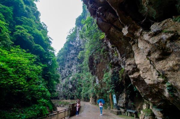 向上“捅破天” 向下“扎到根”